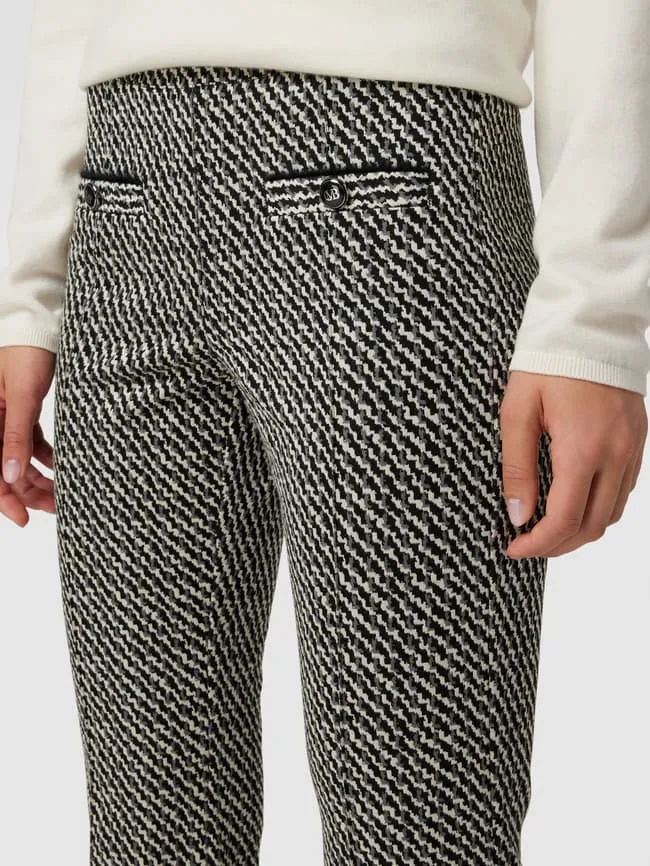 Cropped trousers with all-over pattern, model Rani Cambio, black